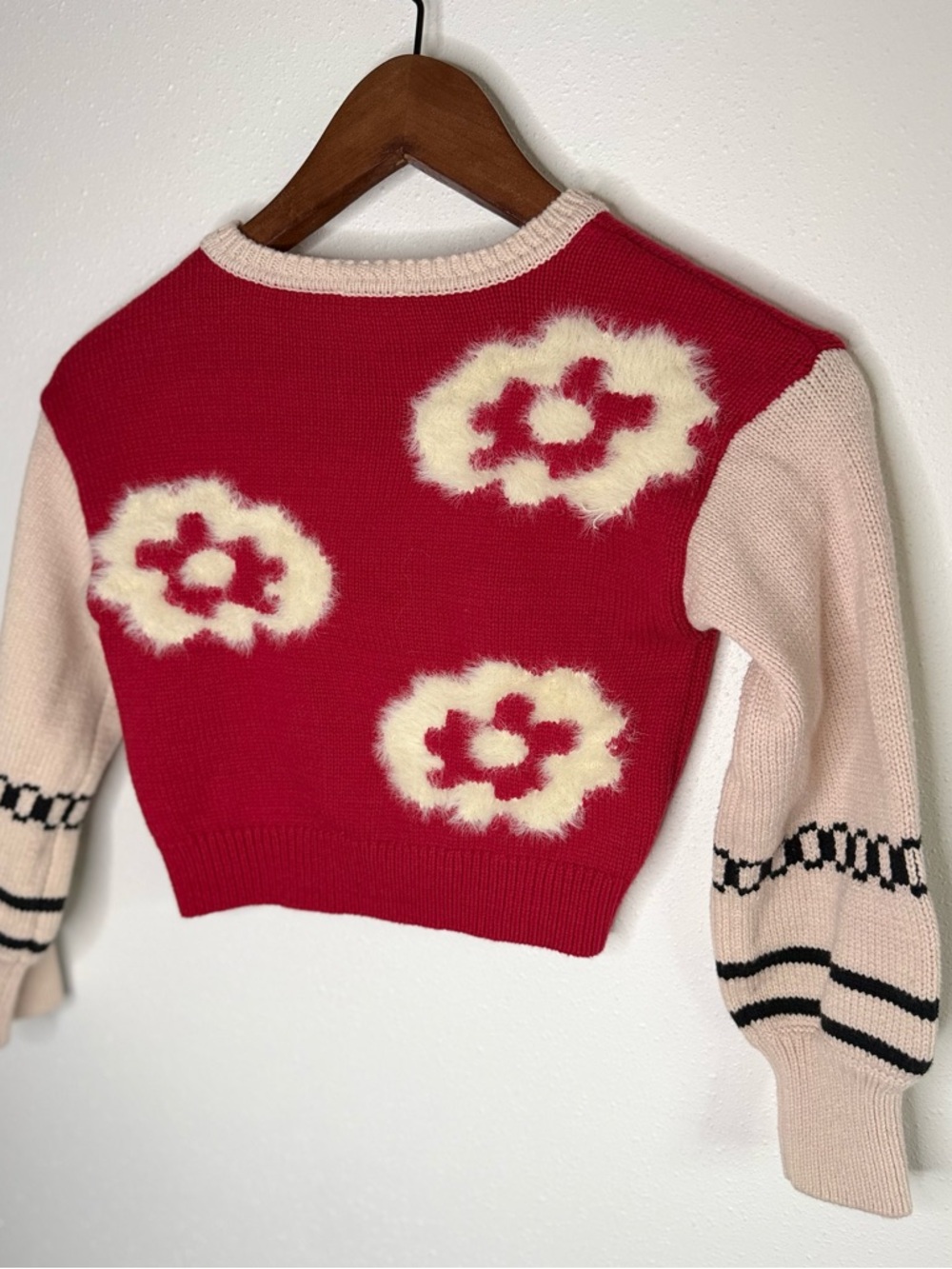 Finding Foxtale Floral Sweater Girls Size 7 Red Fuzzy Knit